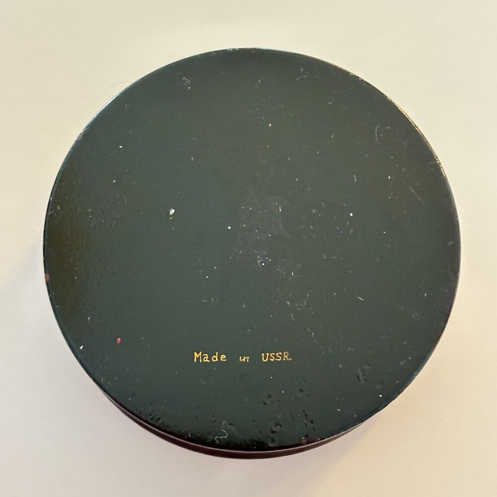 1970s Russian USSR Black Red Lacquer Wood Round Box Kholui Golden Hair Yuryev Sm - Picture 2 of 8